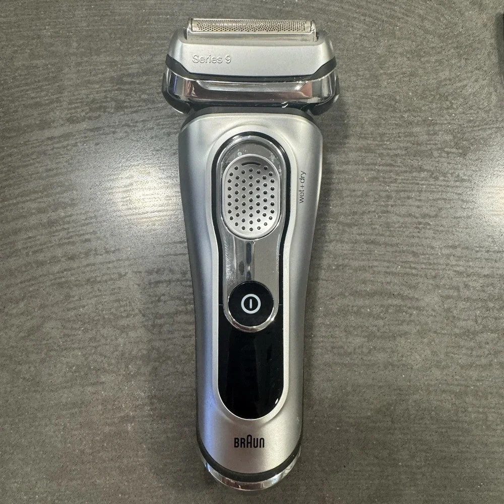 Braun 9290CC Series 9 Wet & Dry Mens Electric Shaver + Case + Charger